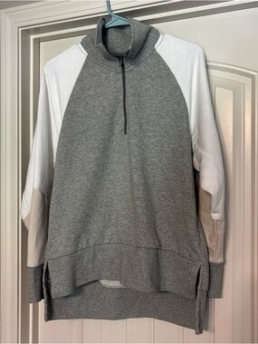 NIKE Just Do It Half-Zip Sweatshirt size Medium Color Block